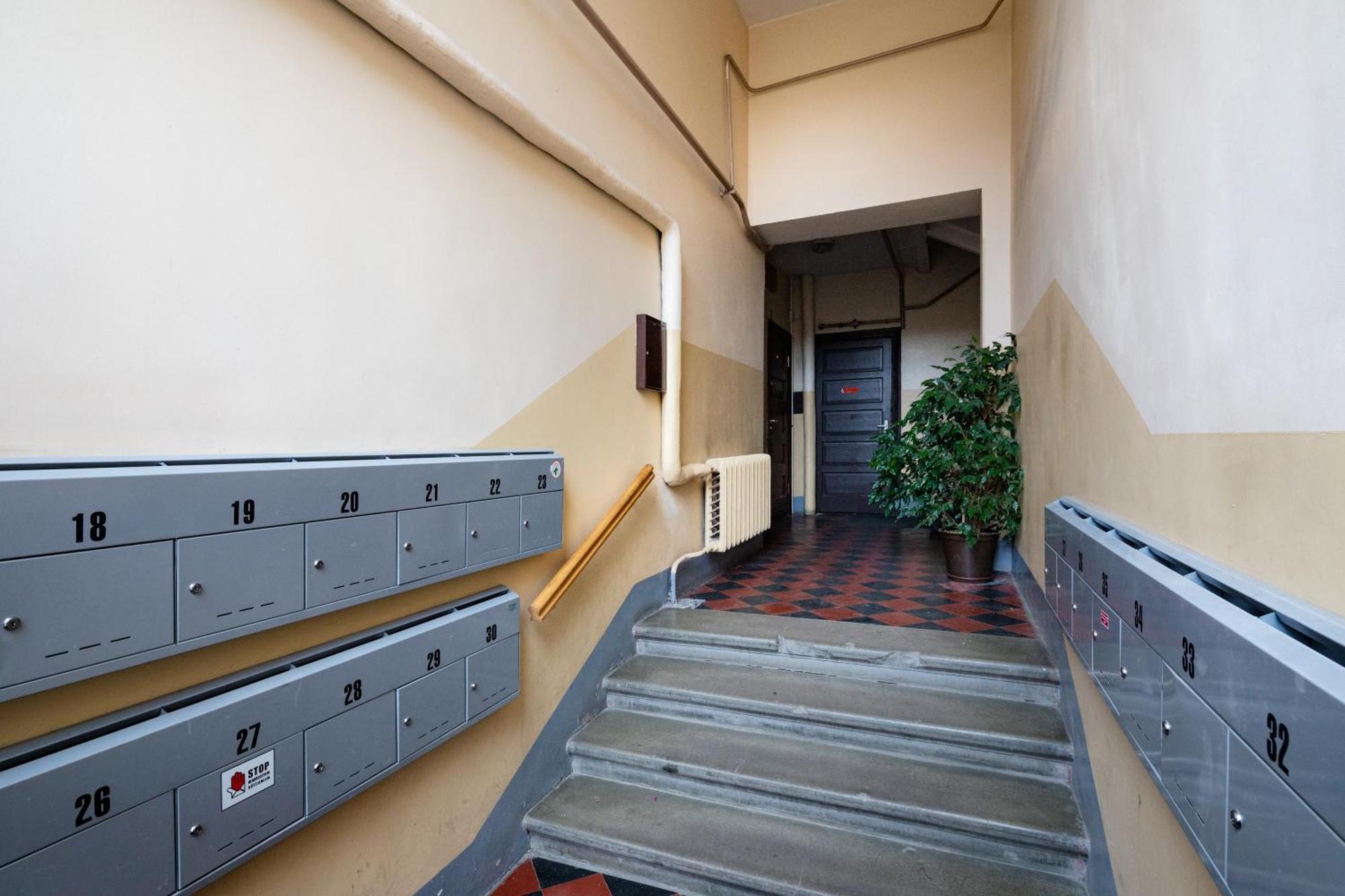 Riga Embassy Center Apartment With Parking Exterior foto